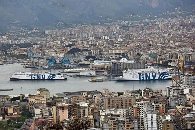 Al 39 Appartamento In Centro Citta Παλέρμο